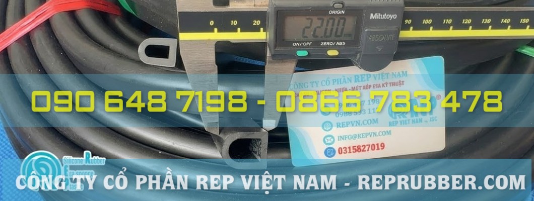 Specialized D-ring rubber gasket solution for industrial and marine door systems