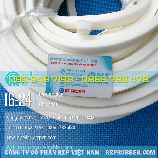 Rectangular white sponge silicone gasket, manufactured to sample and exact dimensions