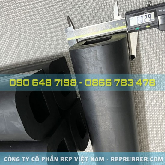 EPDM rubber seal D-shaped 80x70x20