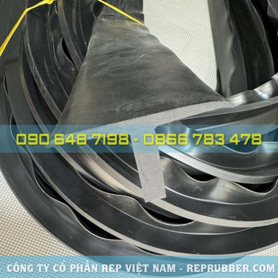 EPDM rubber T-shaped gasket 60x30x8