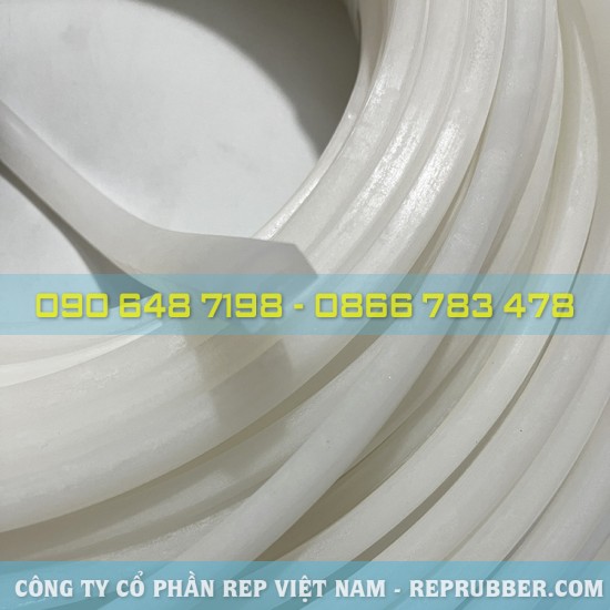 White D-shaped silicone gasket 15x9x2.5