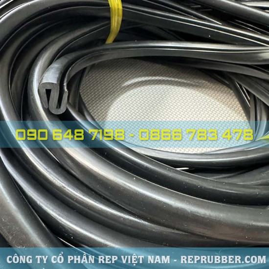 EPDM rubber S-shaped gasket 10x15x3