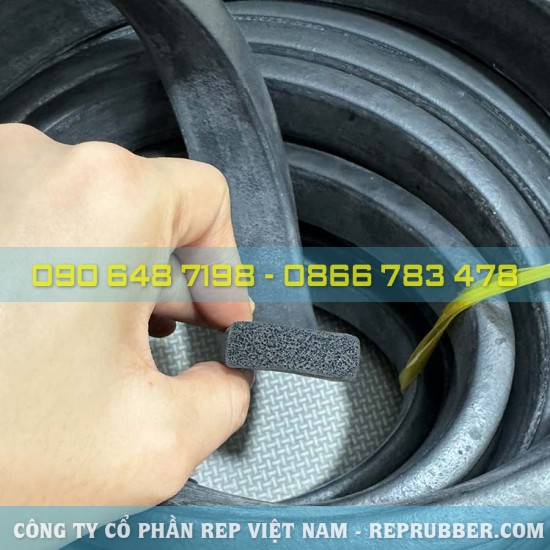 EPDM foam rubber gasket 10x30