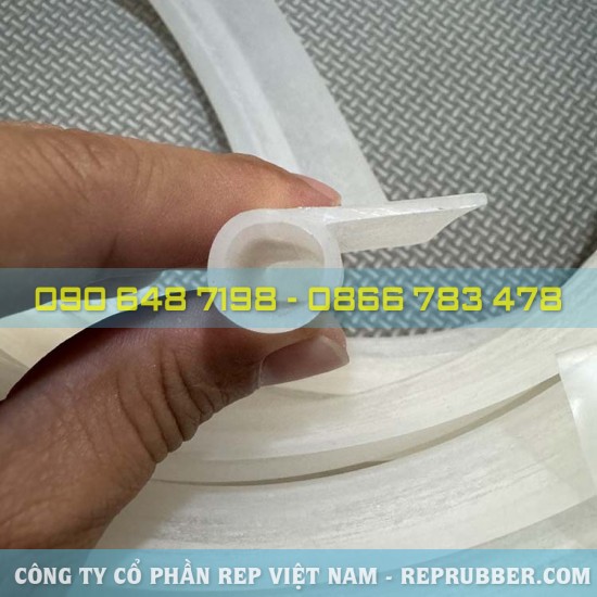 White P-shaped silicone gasket 28.5x13x1.5