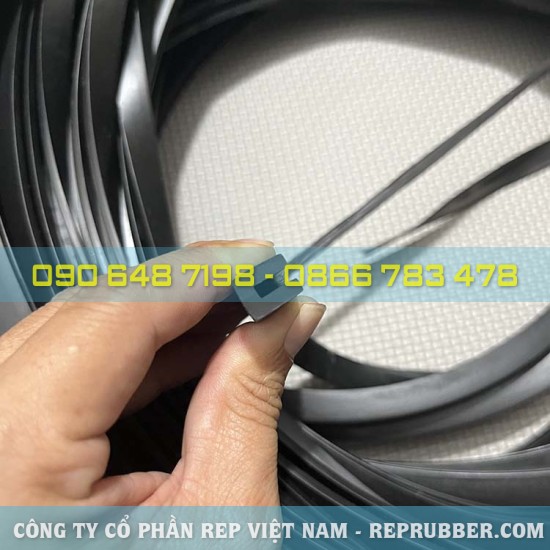 U-shaped EPDM rubber gasket 9x11x3