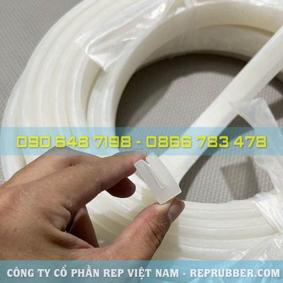 White U-shaped silicone gasket 13x25x5.25