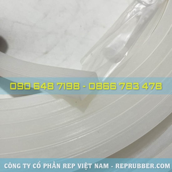 White industrial silicone gasket HCN 8x17