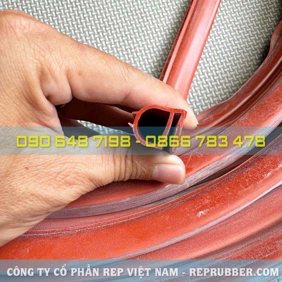 Red silicone gasket E-shaped 17.4x18.1x1.0