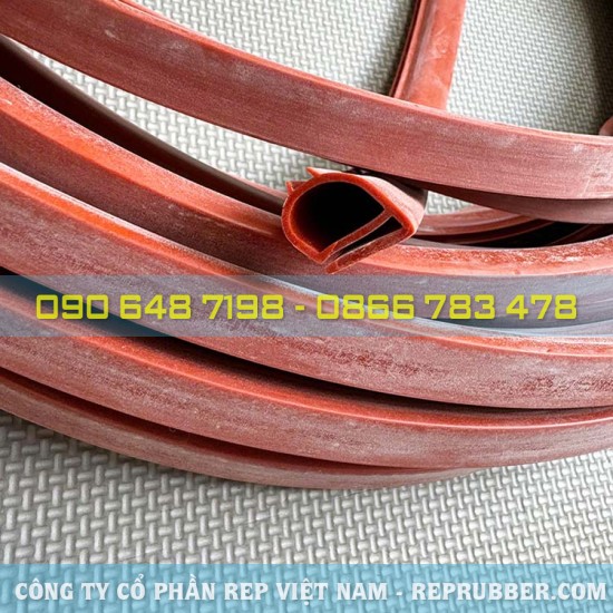 Red silicone gasket E-shaped 17.4x18.1x1.0