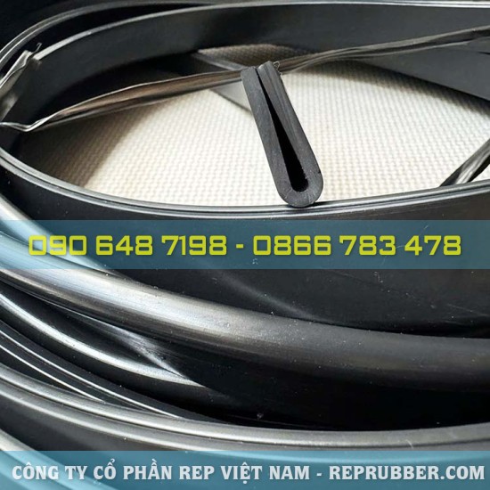 EPDM U-shaped rubber gasket 8x24x2.5