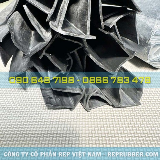 EPDM U-shaped rubber gasket 40x20x10