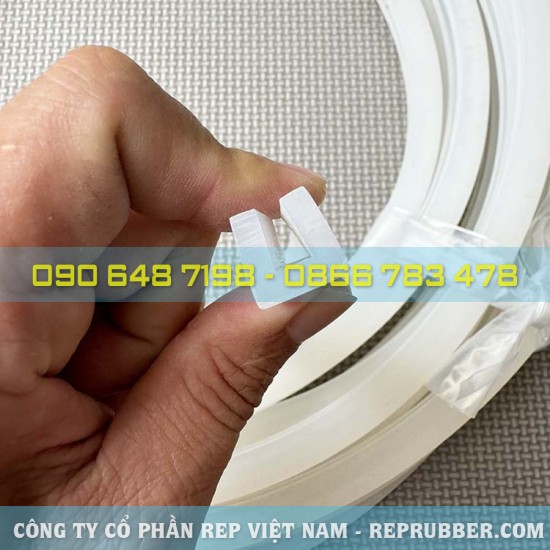 White silicone U-shaped gasket 12.1x12x3