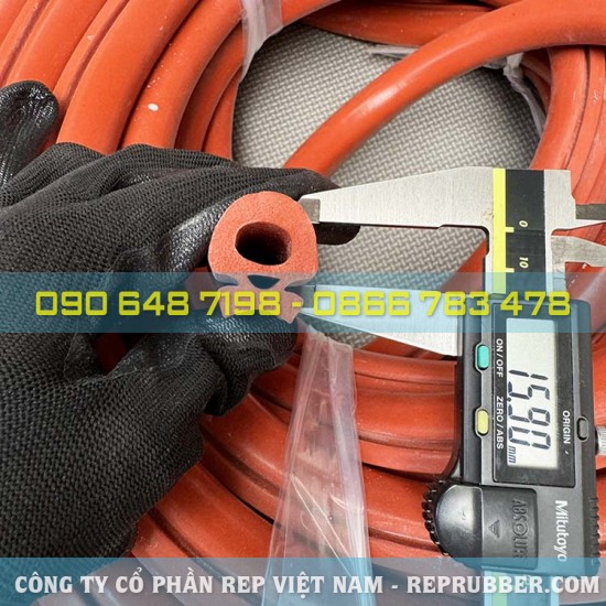 Red foam silicone D-shaped gasket 20x23x5.6