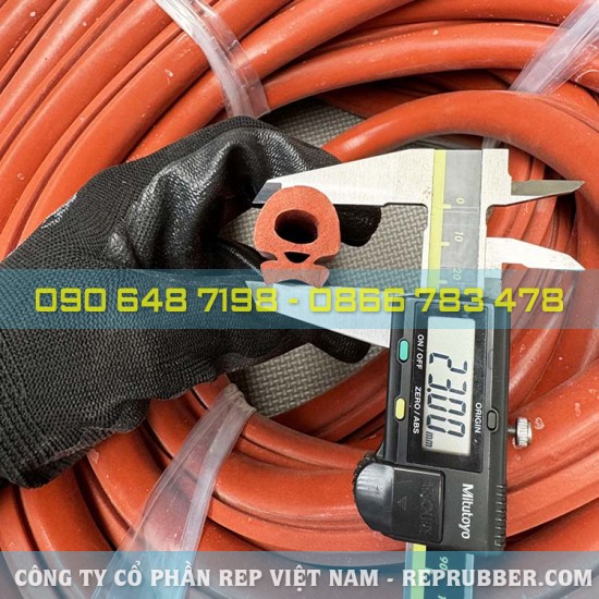 Red foam silicone D-shaped gasket 20x23x5.6