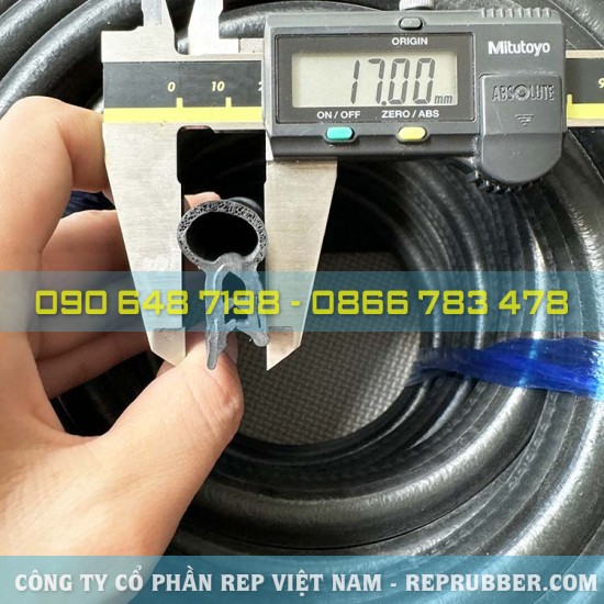 U-shaped foam rubber gasket XK 04