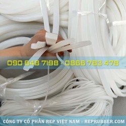 White heat-resistant silicone gasket