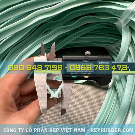 Green silicone U-shaped gasket 11.6x7.7x1.8 Green silicone U-shaped gasket 11.6x7.7x1.8