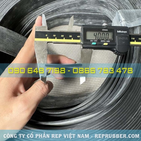 Black industrial silicone gasket 3x40