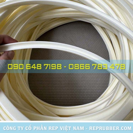 U-shaped silicone ring 10x10.6x2 l121cm U-shaped silicone ring 10x10.6x2 l121cm