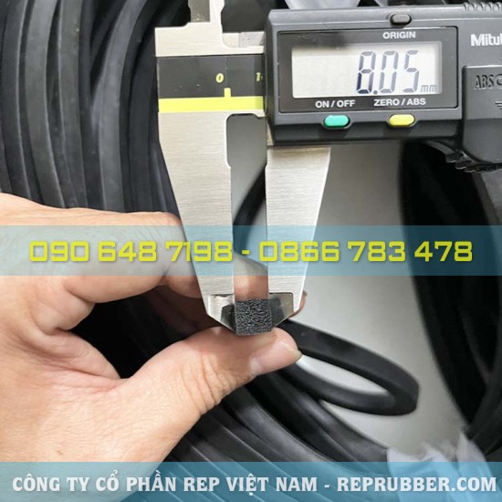 Square foam rubber gasket 8x8