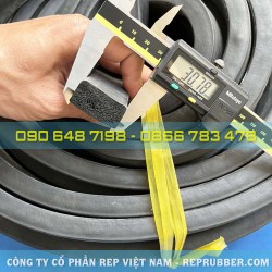 Rectangular foam rubber gasket 15x30