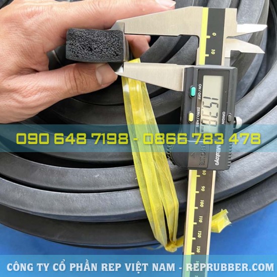 Rectangular foam rubber gasket 15x30