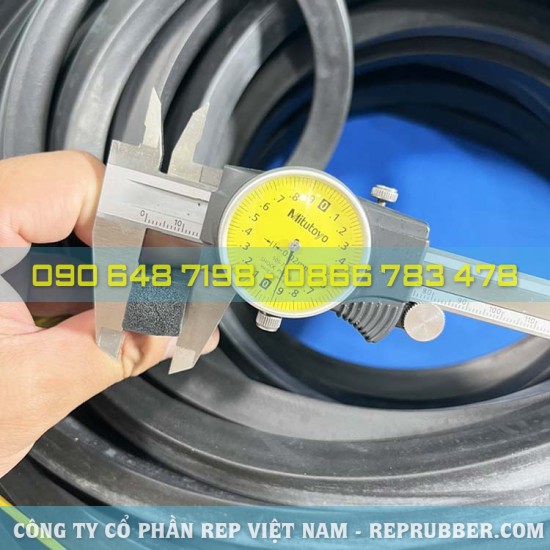 Square foam rubber gasket 15x15