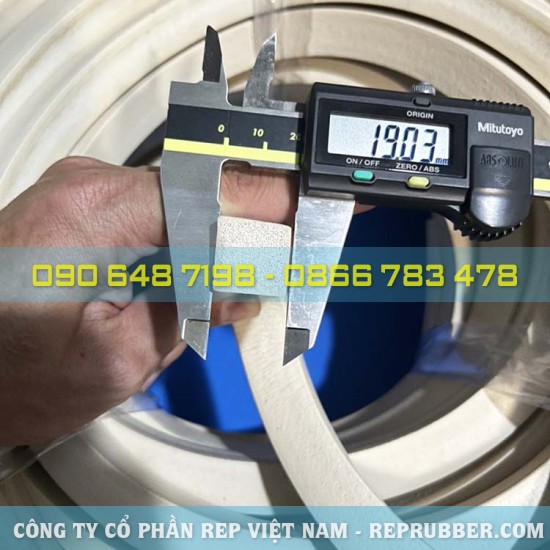 Square foam rubber gasket 16x16