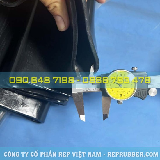 EPDM U-shaped rubber gasket 100x50x2, slot 40 mm