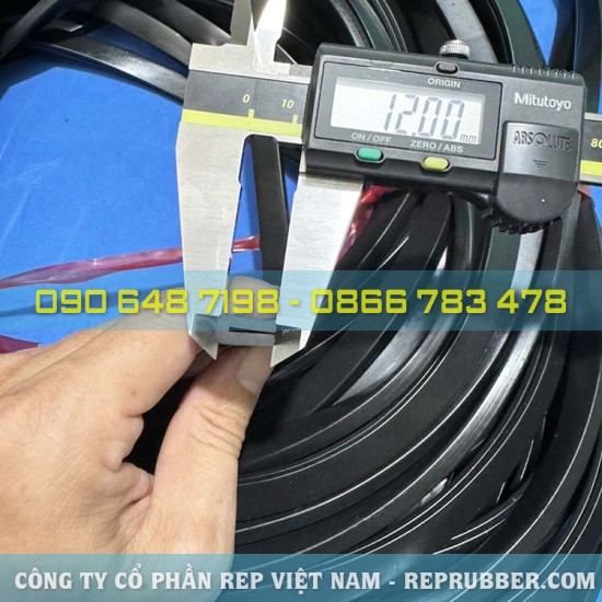 EPDM U-shaped rubber gasket 6x12x2.5, slot 1 mm