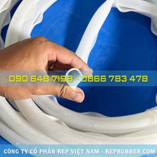 White silicone E-shaped gasket 20x22x2 – Heat resistant and flexible
