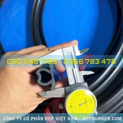  EPDM Rubber gasket 34x20x4 – UV resistant and weatherproof
