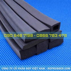 Rectangular foam rubber gaskets for the mechanical and construction industries