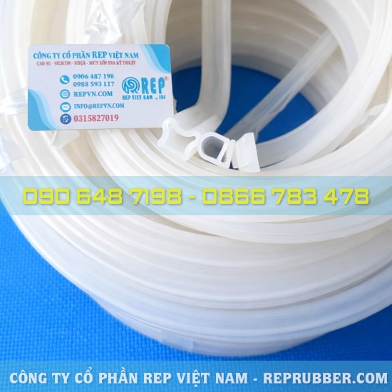 Custom manufacturing of U & E shaped silicone gaskets – Precise & reliable sealing