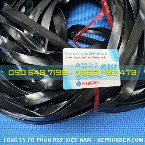 L-shaped EPDM rubber seal (10x15x2) – great price, custom-manufactured.