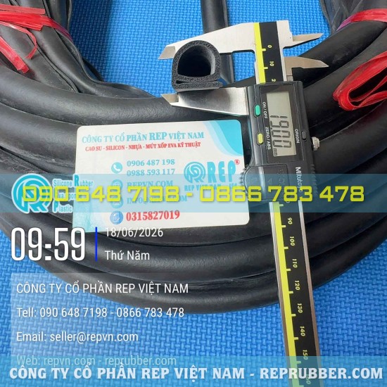 Soft, lightweight EPDM foam rubber seal (E-profile, 20x19x2 mm) that fits snugly into the installation gap