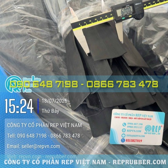 EPDM T-Shaped Rubber Gasket 60x30x5 for Doors, Frames and Equipment