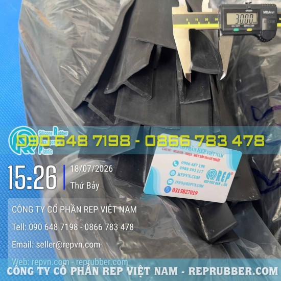EPDM T-Shaped Rubber Gasket 60x30x5 for Doors, Frames and Equipment