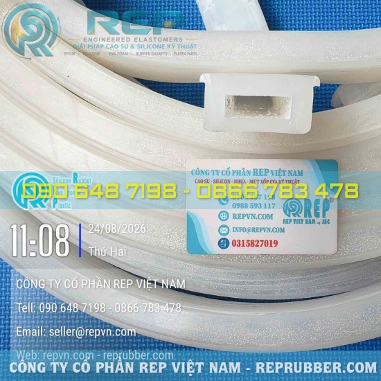 White silicone rectangular gasket 46x22x8 – Custom made