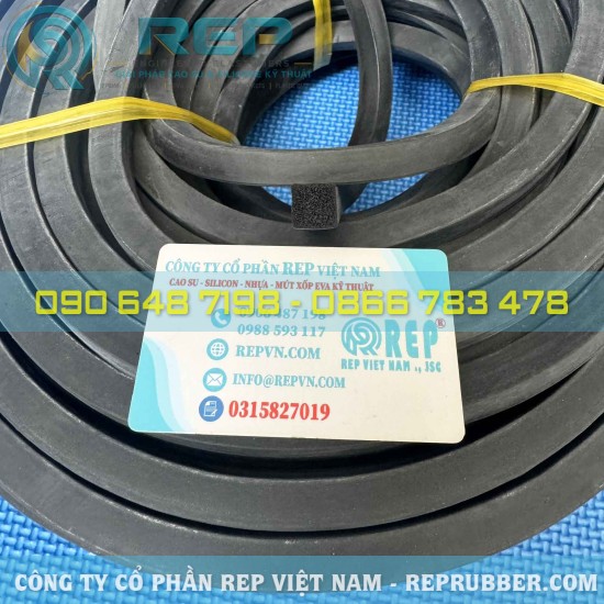 EPDM Foam gasket 12x12mm square for dustproof machinery sealing