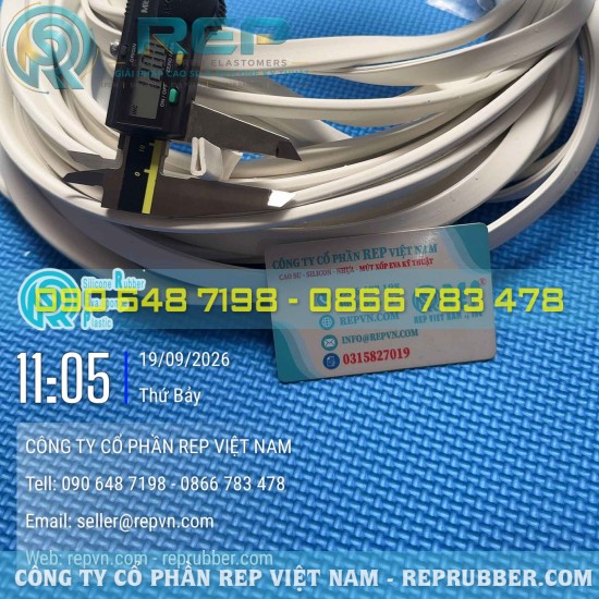 White EPDM U-Shaped gasket 5x12x1.5mm for industrial sealing